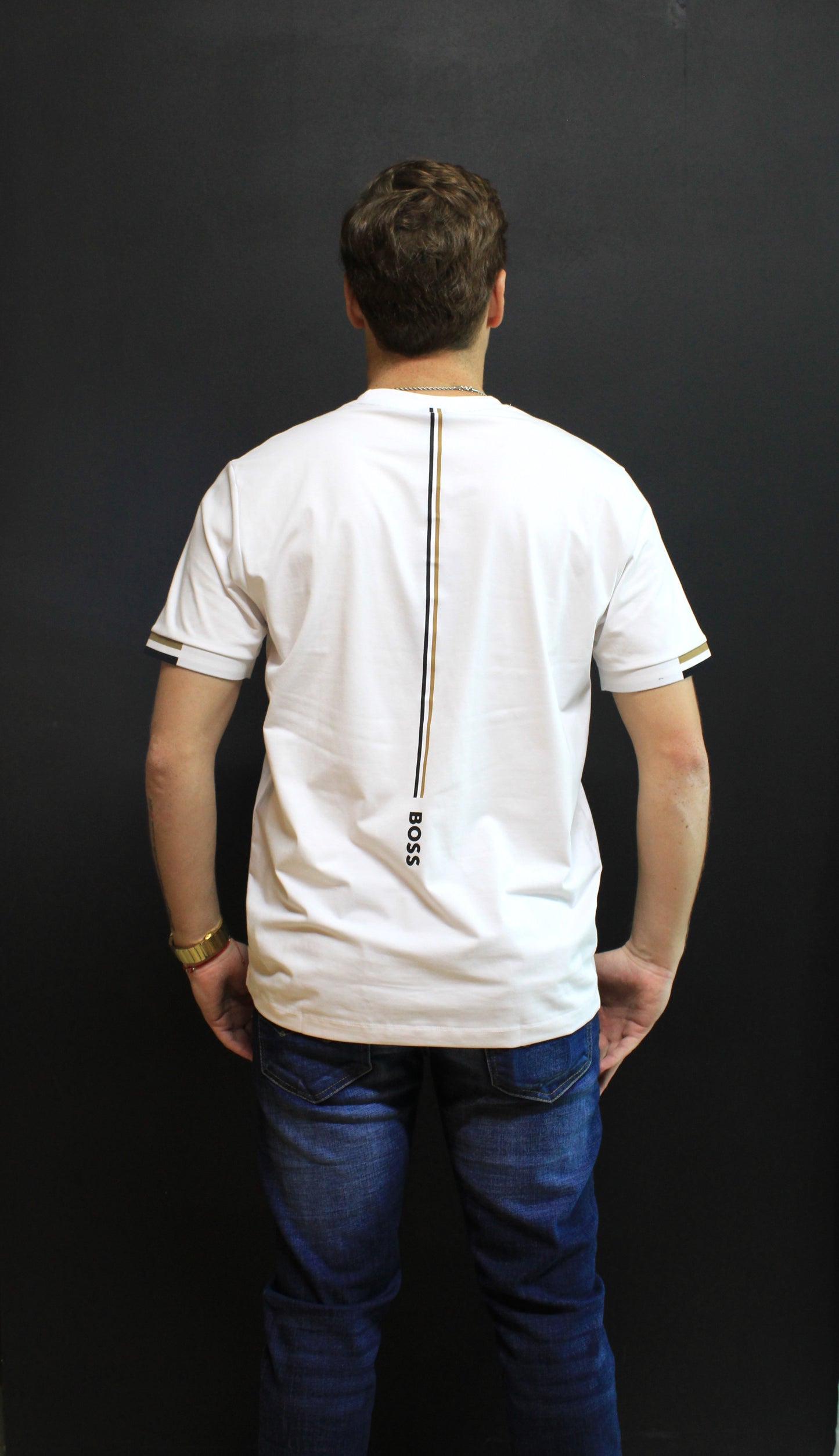 Playera Hugo Boss Blanca con Diseño en Mangas