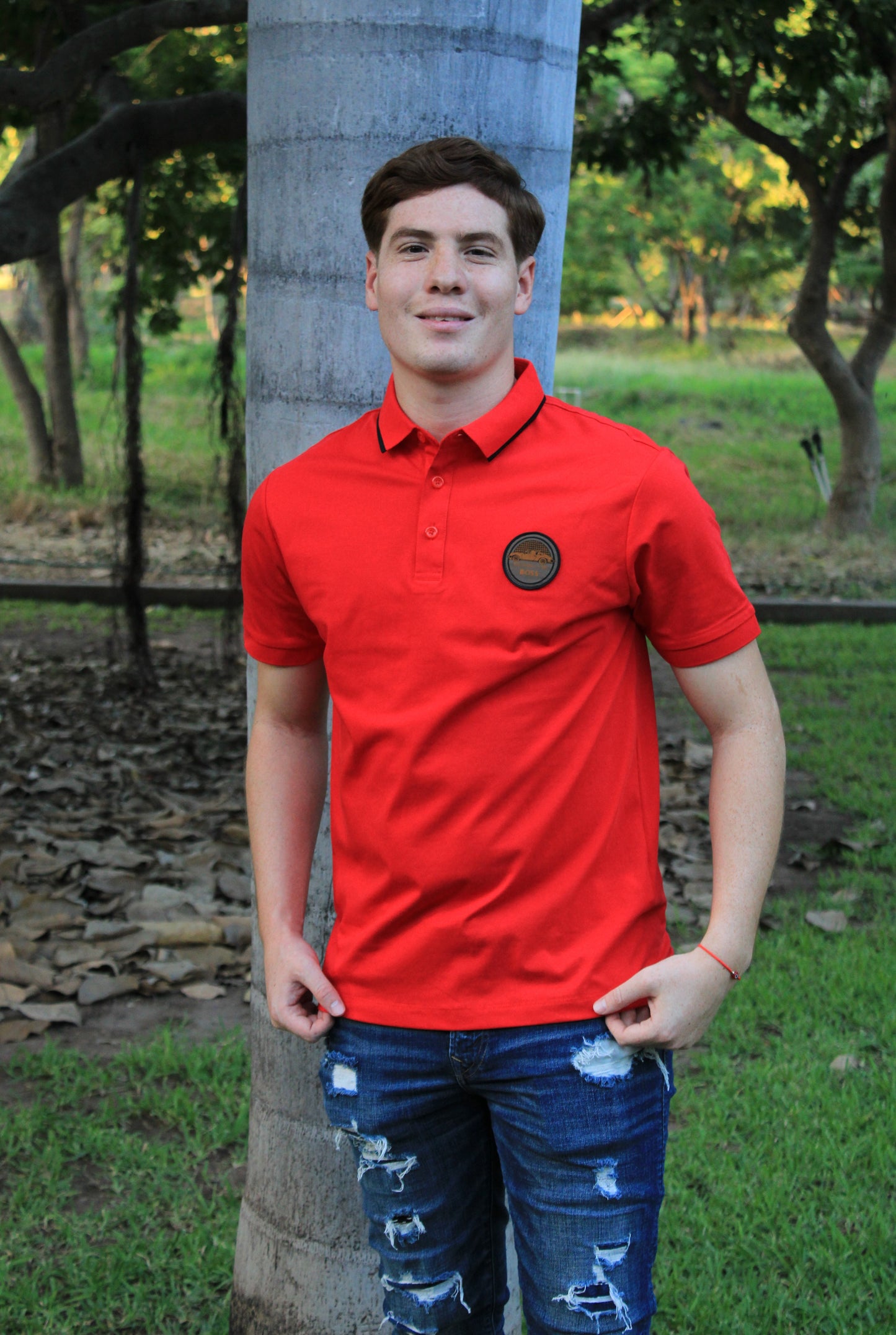 Playera Polo Boss Porshe Rojo Diseño En Cuello Color Negro