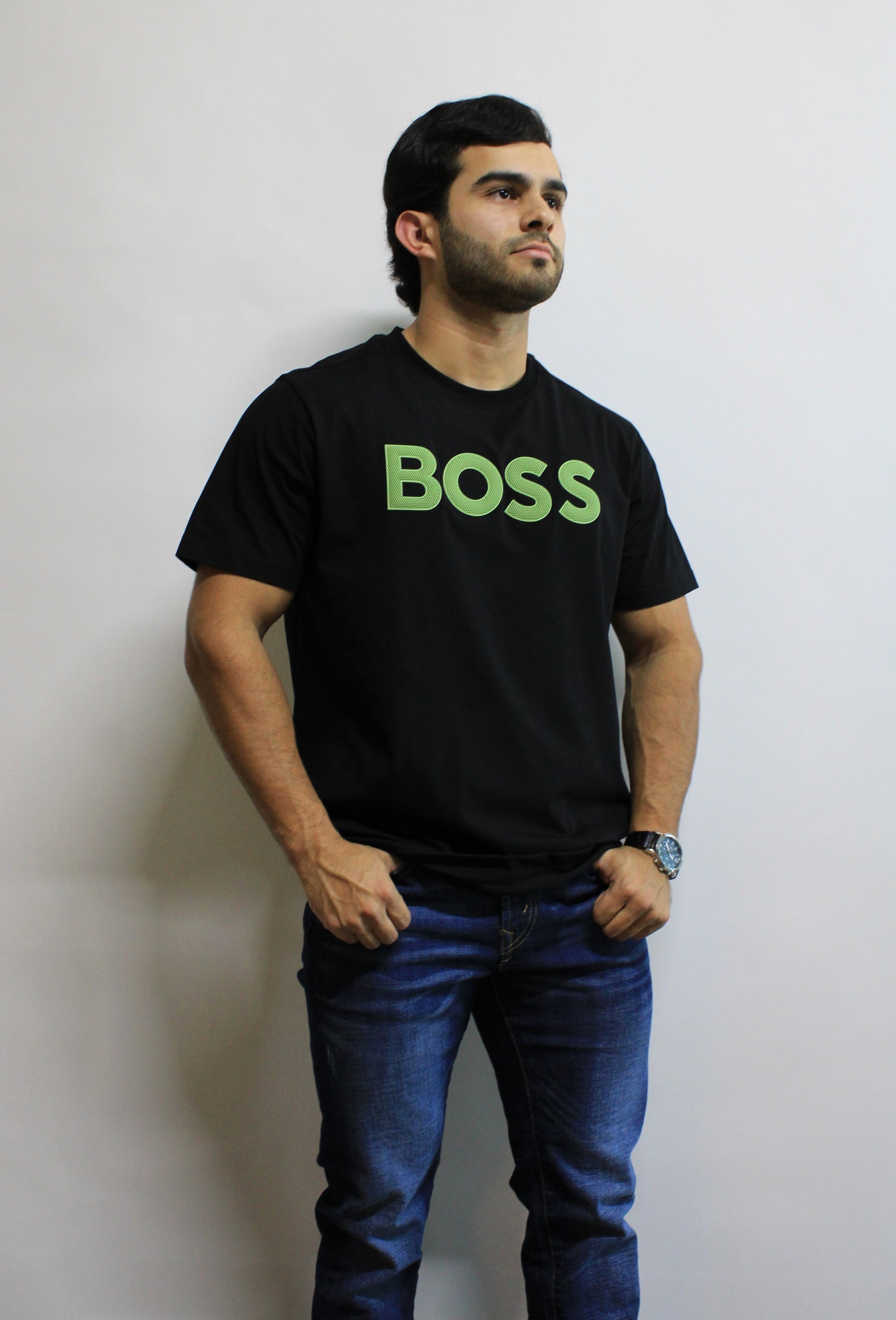 Playera Hugo Boss Negra Con Letras Verdes