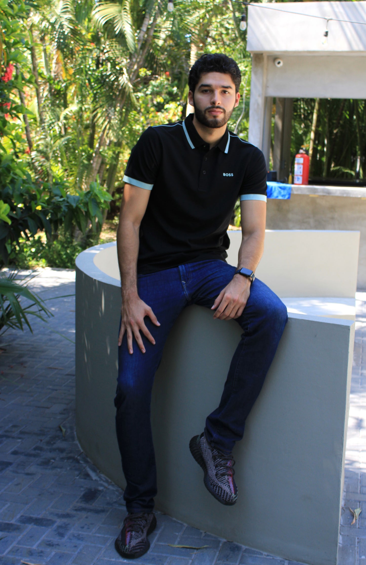 Playera Polo Boss Negra Con Diseño en Color Menta