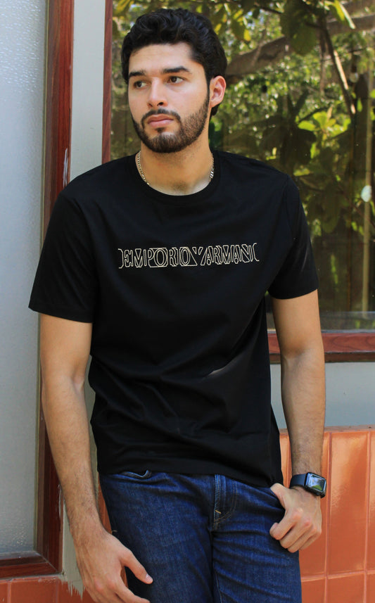 Playera Emporio Armani Color Negro Con Letras Café