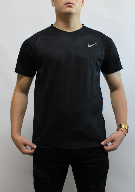 Playera Deportiva Nike Color Negro