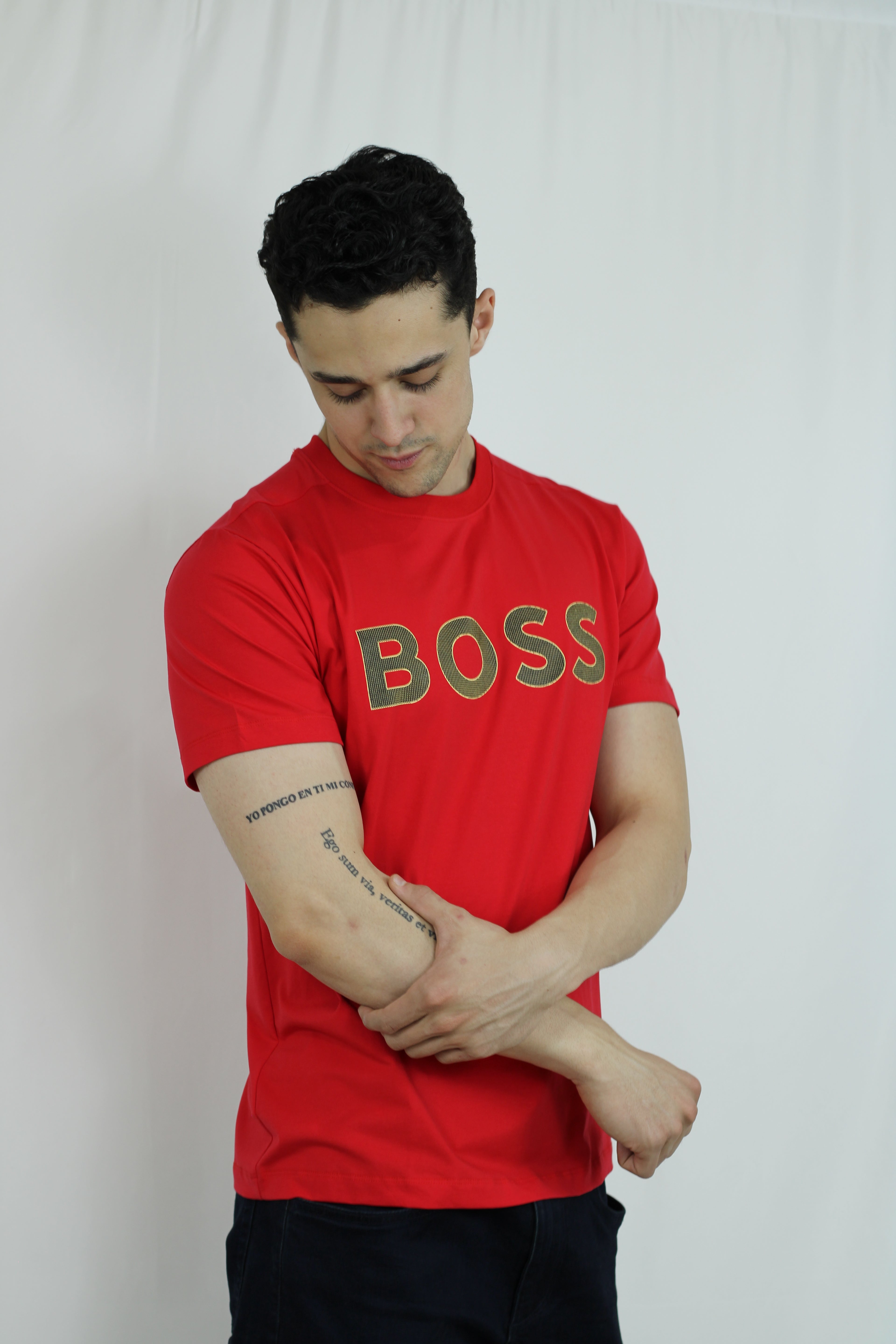 Playera Cuello Redondo "Boss roja"