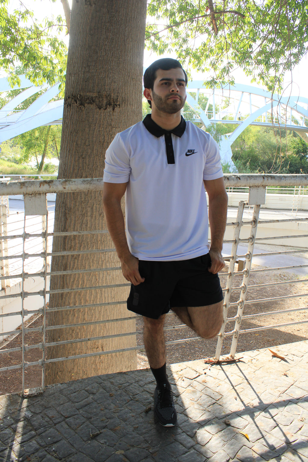 Playera Polo Deportiva Nike Blanco Con Diseño Negro