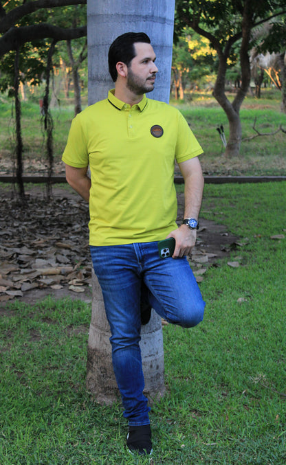 Playera Polo Boss Porsh Verde Limón Con Diseño En Cuello Color Negro