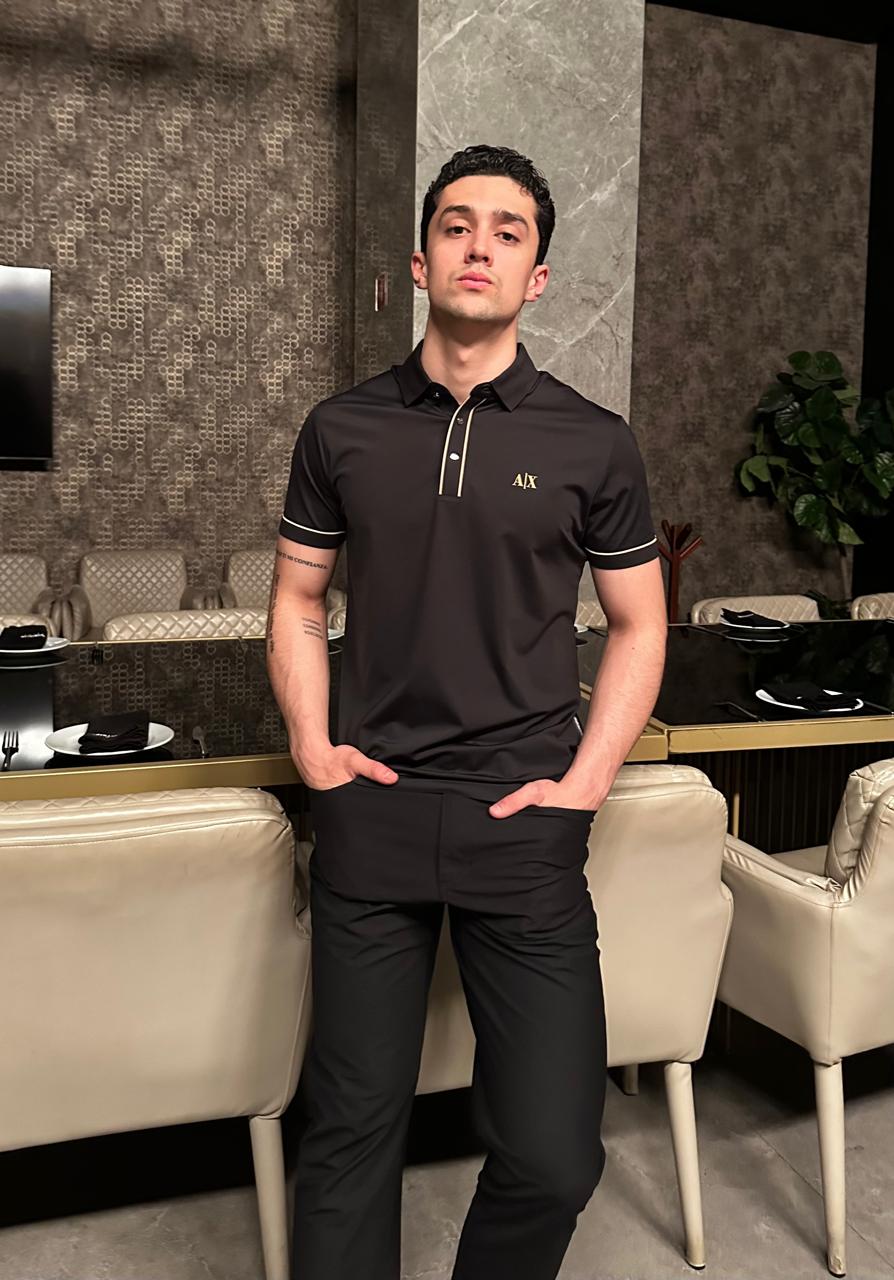 Playera Polo Armani Negra con diseños en color Cafe