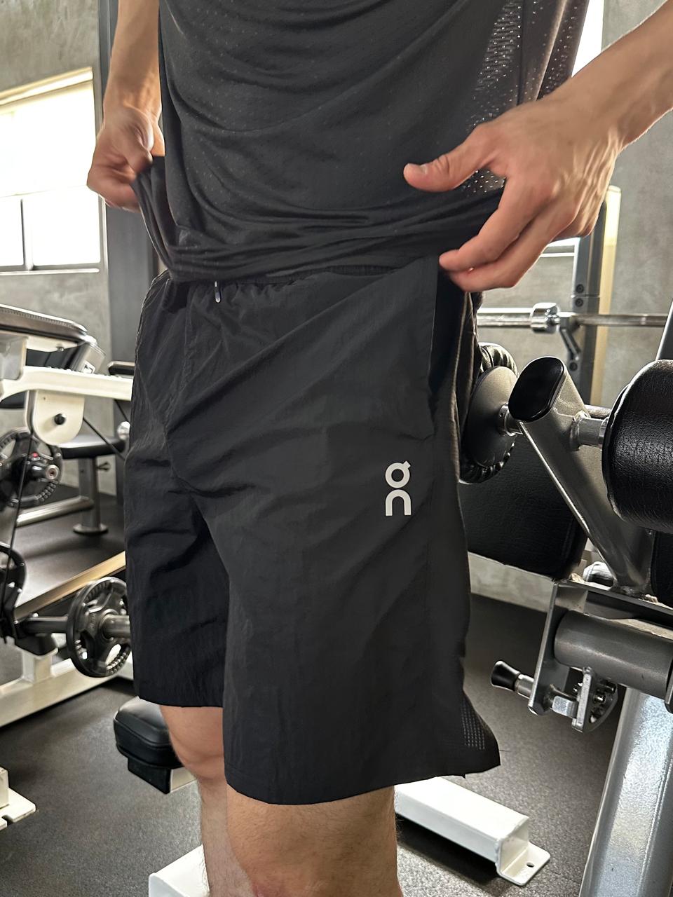 Short Deportivo On Cloud En Negro