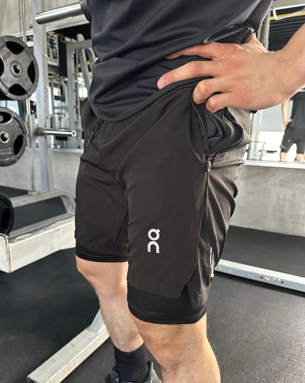 Short Deportivo On Cloud En Negro Con Malla