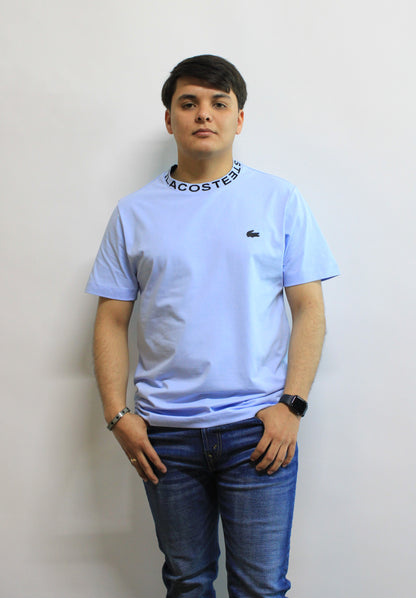 Playera Lacoste Azul Cielo Diseño En Cuello